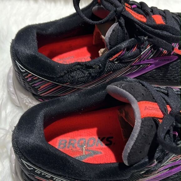 Brooks Adrenaline GTS 19 size 6.5M.  B69 - Picture 5 of 12